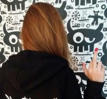 Mikina TBS - Total Punk Go Skateboarding blc/wht