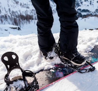 Dámské snowboardové vázání Gravity G2 Lady black  2020/2021