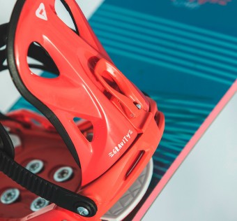 Dámské snowboardové vázání Gravity G2 Lady black/berry 2020/2021
