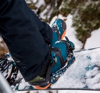 Pánské snowboardové vázání Gravity G2 black/blue/olive 2020/2021