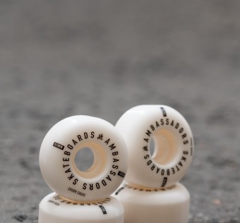 Kolečka Ambassadors 53mm Minimal black