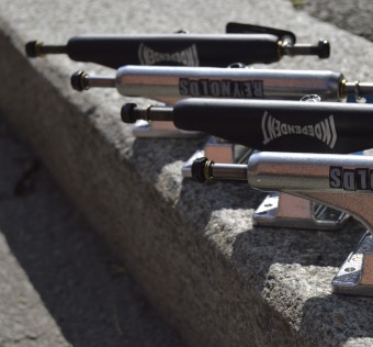 Trucky INDEPENDENT - 149 Hollow Reynolds Block Silver Mid Trucks 149