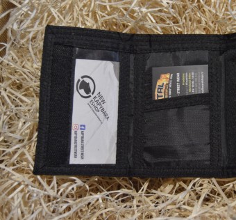 Peněženka Kapybara wear – Rasta style (black)